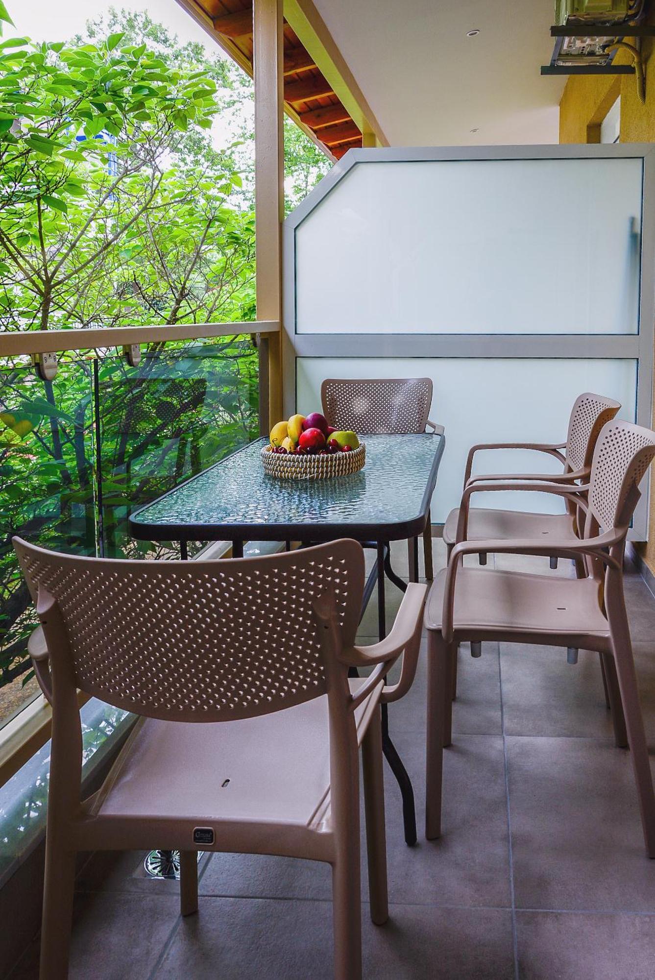 Nikoletakis Apartments 파랄리아 판탈레이모노스 외부 사진